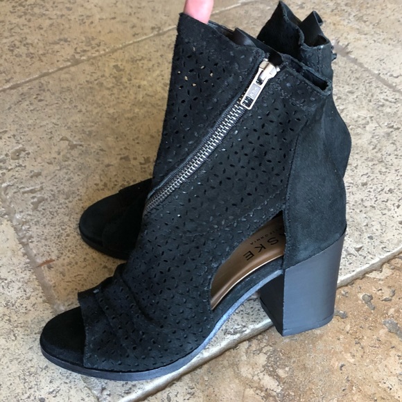 NWOT Free People booties- Baske California - Picture 4 of 8